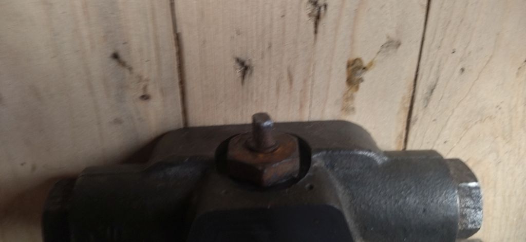 Valve Pump 3.jpg