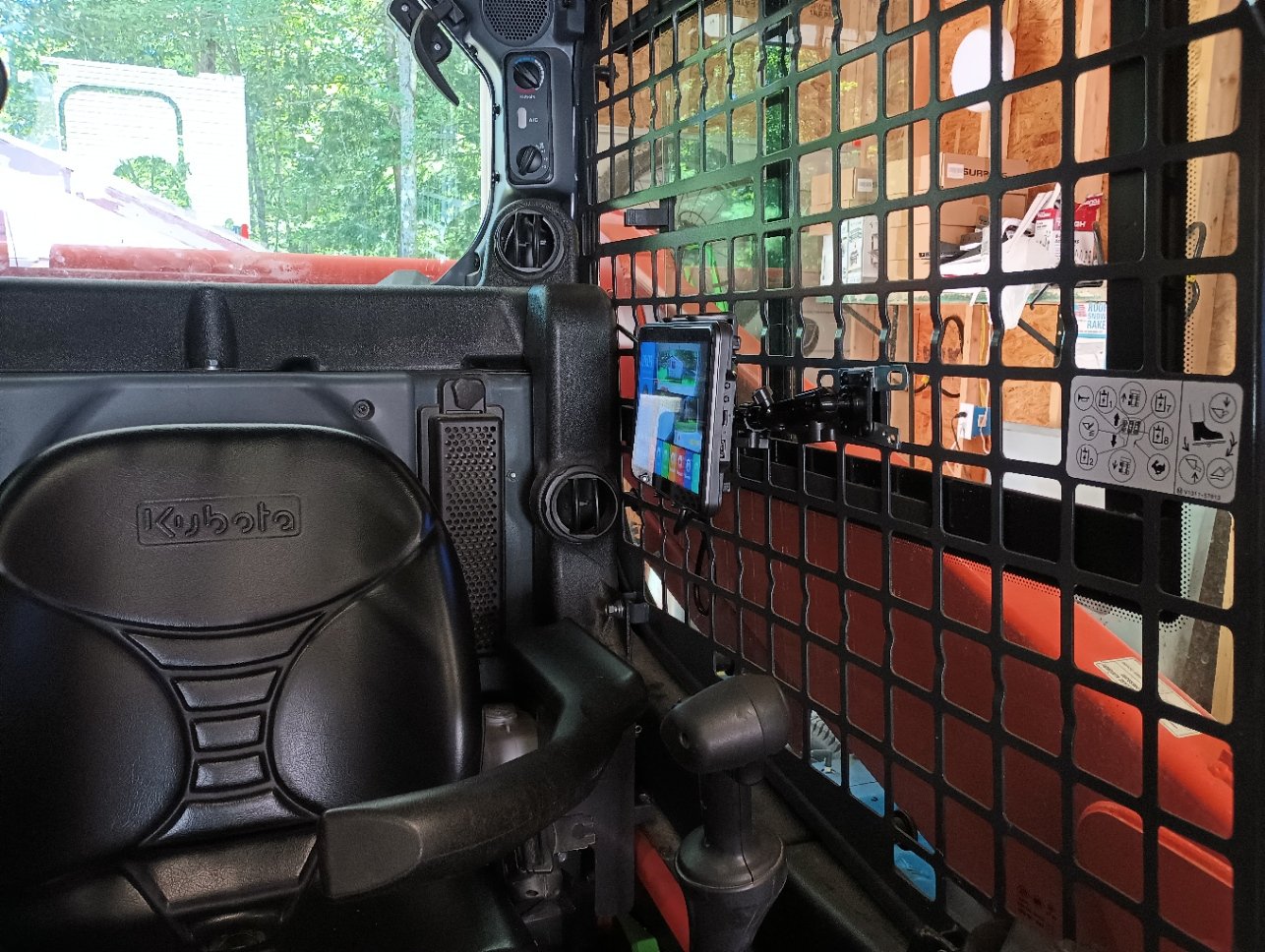 Screen mount.jpg