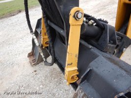 backhoe brace arms.jpg