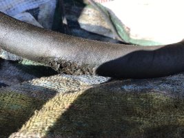 T800_bobcat hydraulic hose (ruptured) 2019-03-04 02.jpg