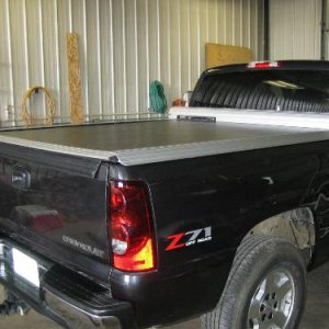 Alumi Tech Tonneau Covers IMG_0110.JPG