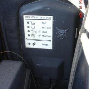 Bobcat 753 DSC00584.JPG