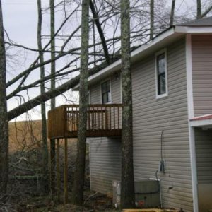 Tennessee Tornado Pictures Pinewood 4 (Small).jpg