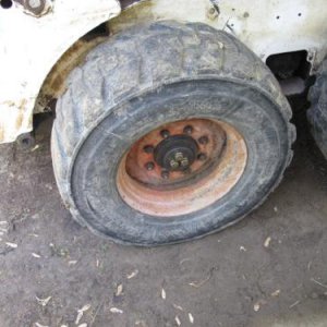 clr1001 853 axle repair etc IMG_3428.JPG