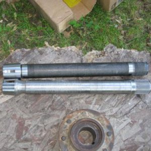 clr1001 853 axle repair etc IMG_3368.JPG